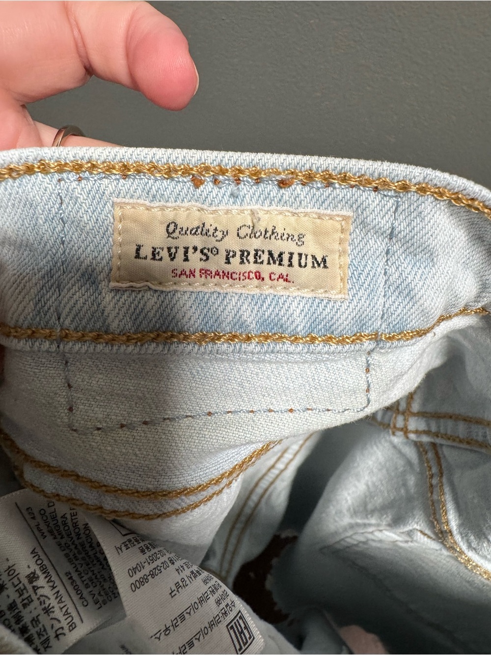 Levi's 501 Mid Thigh Short Light Blue Frayed Hem “Capital E” Denim Shorts W26 - Picture 12 of 14